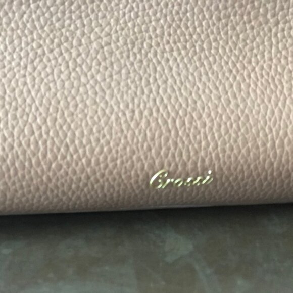 Crossi Bow Vegan Leather Handbag - Picture 6 of 8